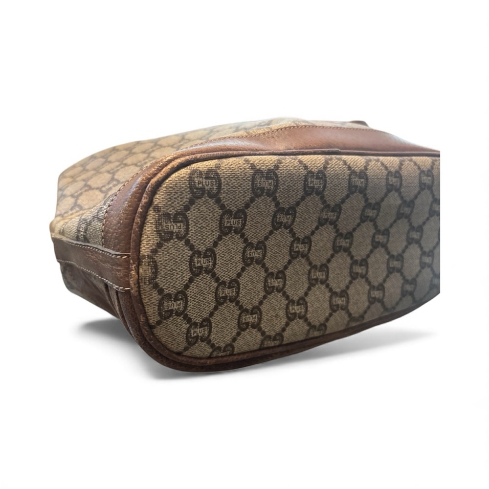 👜 Vintage Gucci Plus GG Monogram Bucket Bag - Picture 3 of 15